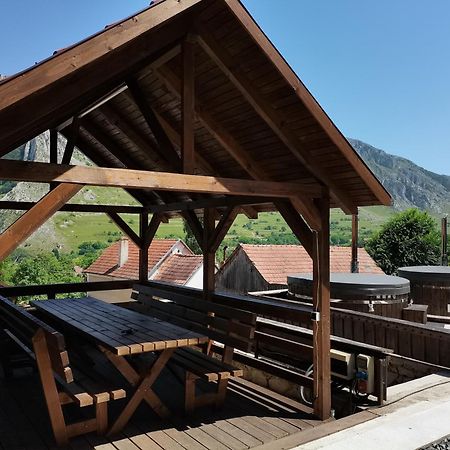 Long Rock Chalets Rimetea Extérieur photo